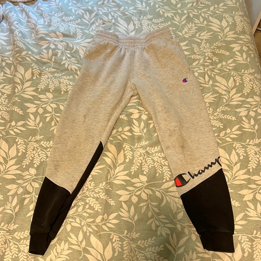 Medium boy champion sweatpants